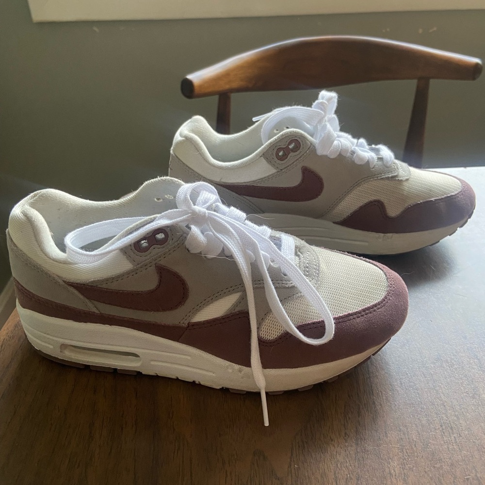 Women’s Nike Air